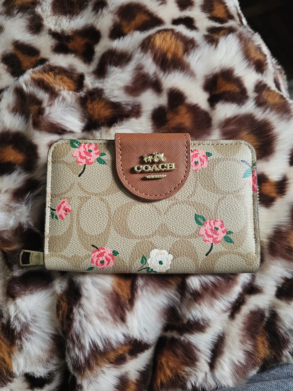 COACH Beige Floral Signature Zip Wallet with Brown Leather Trim 🌸 - Picture 2 of 7